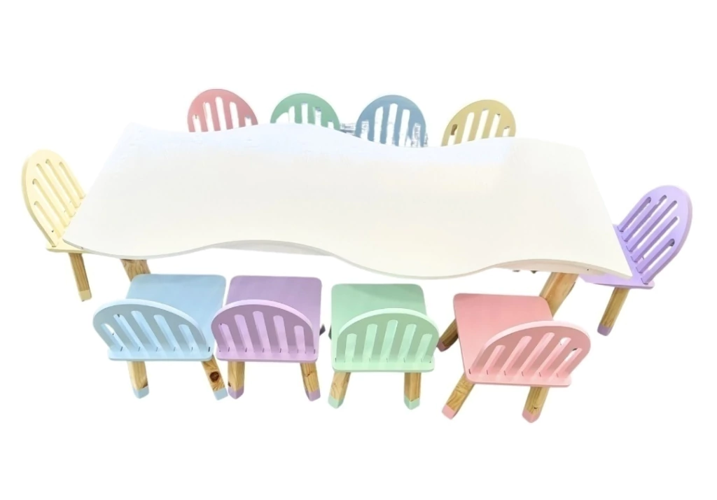 Set de Mesa curva y 10 sillas rejilla