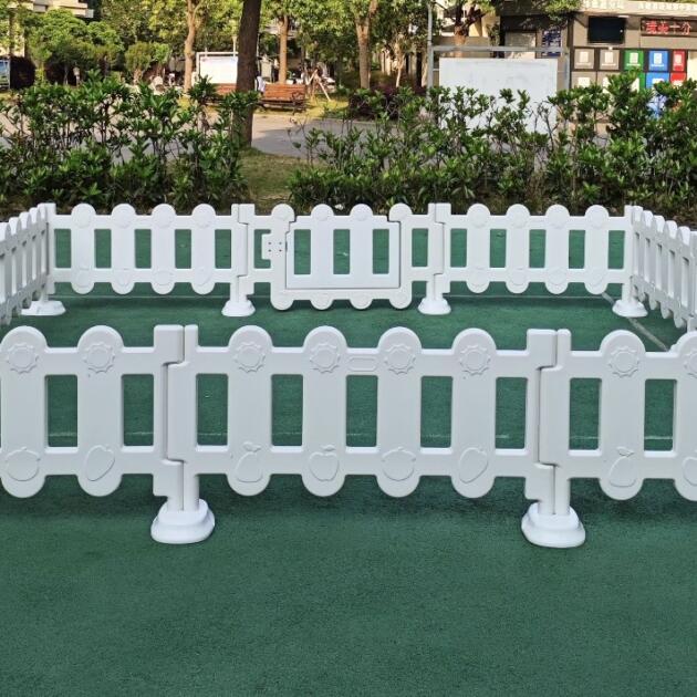 Corralito de plástico para baby gym