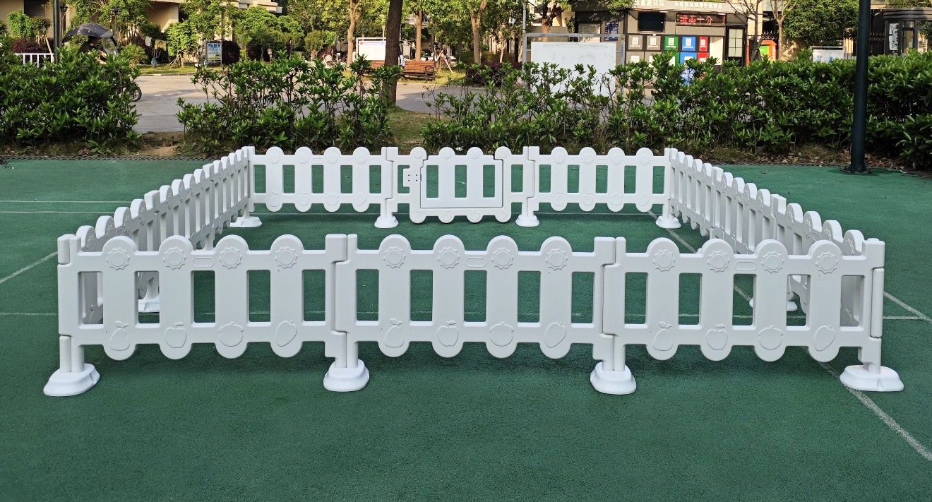 Corralito de plástico para baby gym